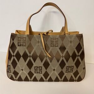 Givenchy Medium G-Tote bag